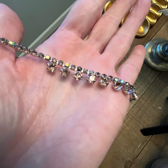 Beautiful Choker - Picture 5 of 5